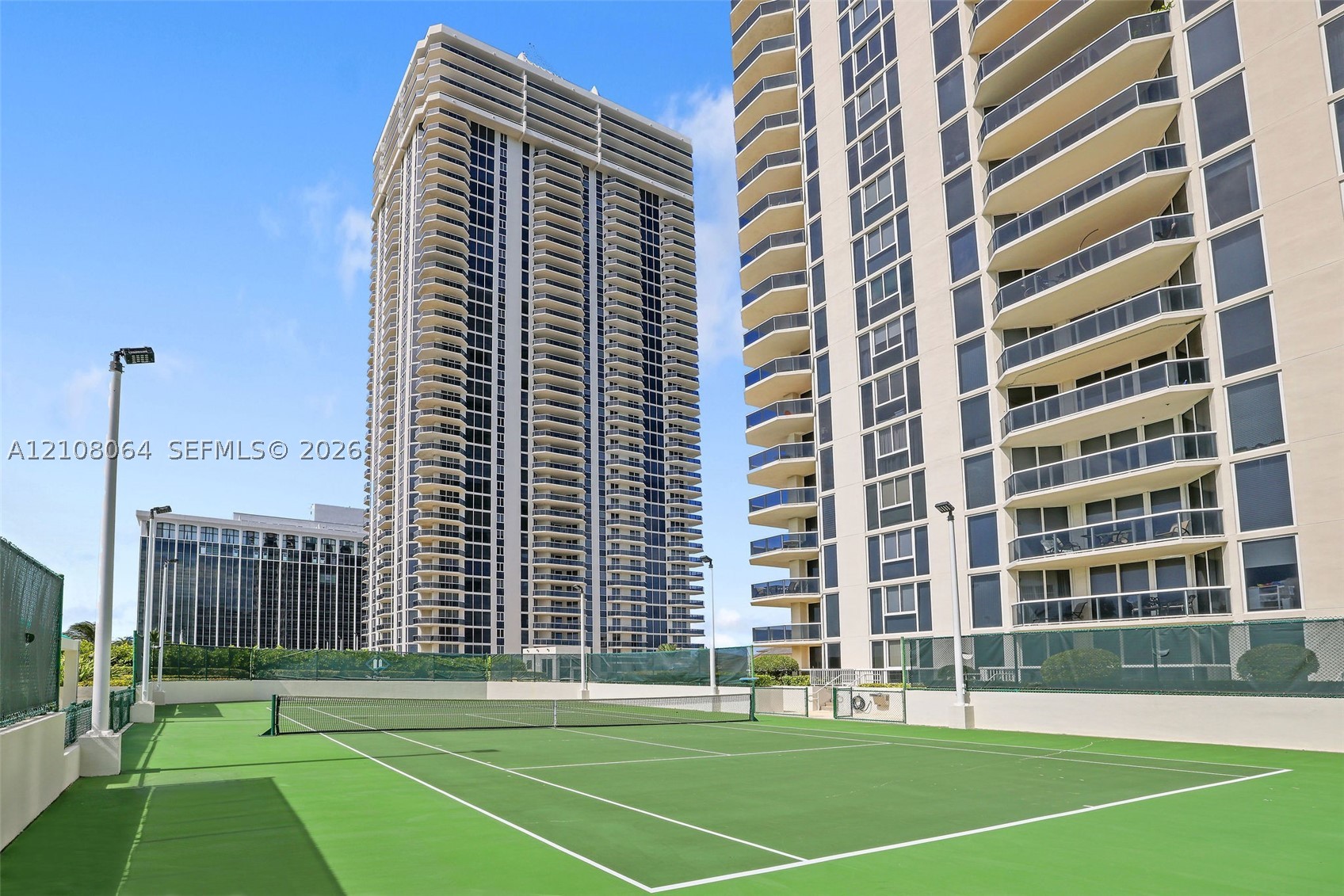 4775 Collins Ave #2408, Miami Beach FL 33140
