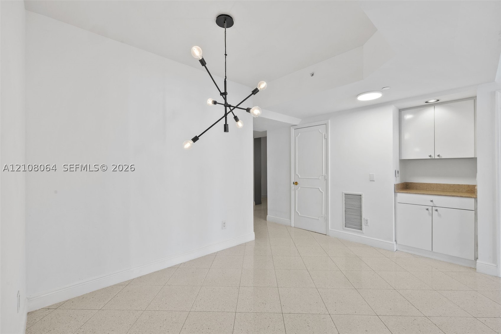 4775 Collins Ave #2408, Miami Beach FL 33140
