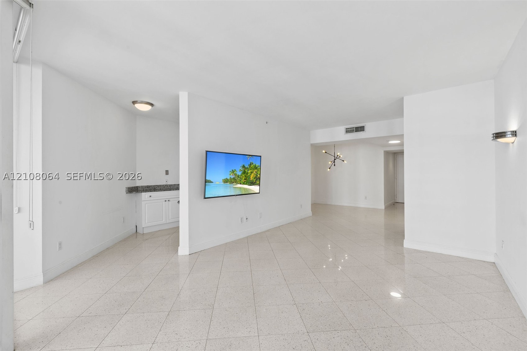 4775 Collins Ave #2408, Miami Beach FL 33140