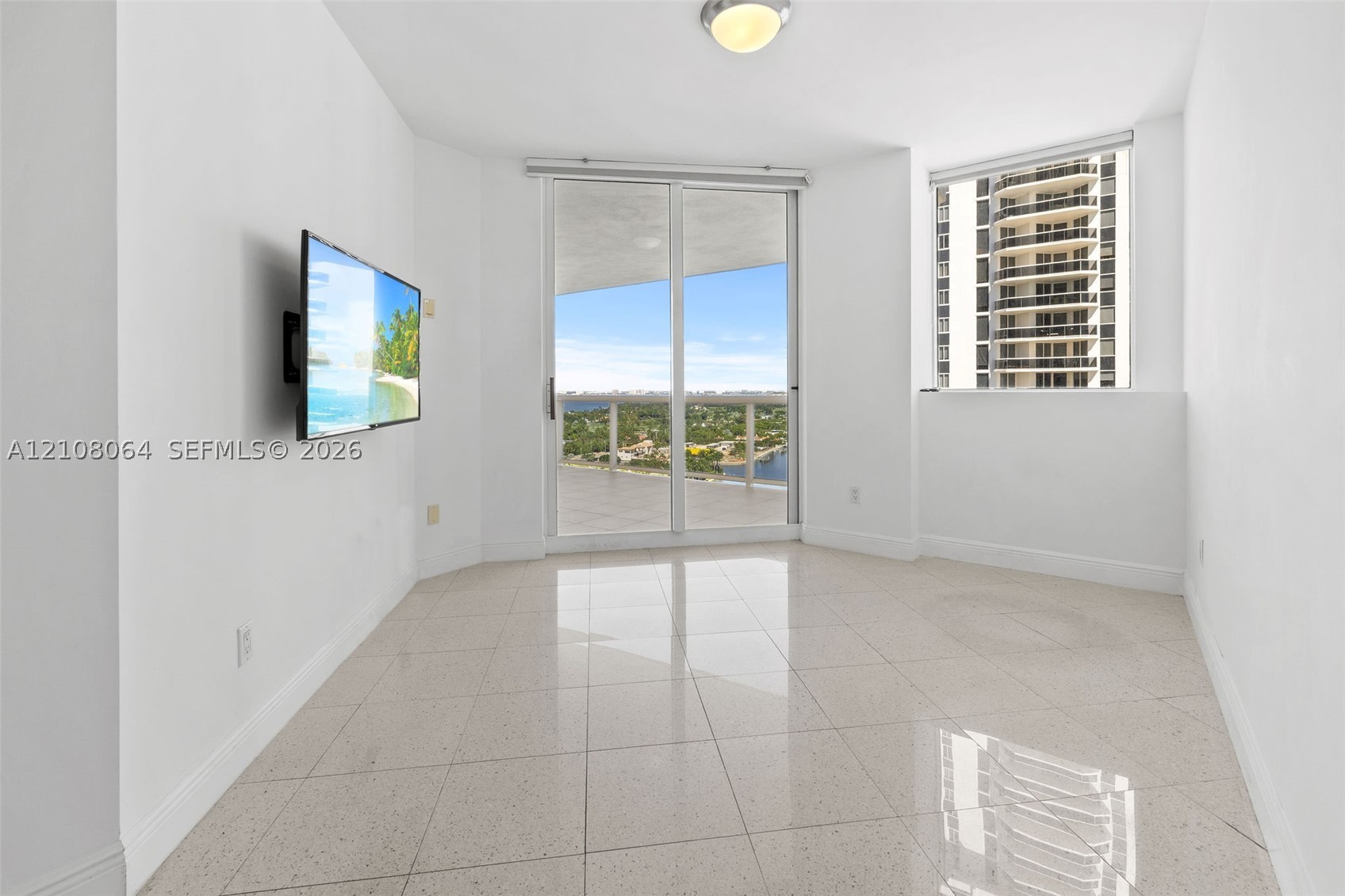 4775 Collins Ave #2408, Miami Beach FL 33140