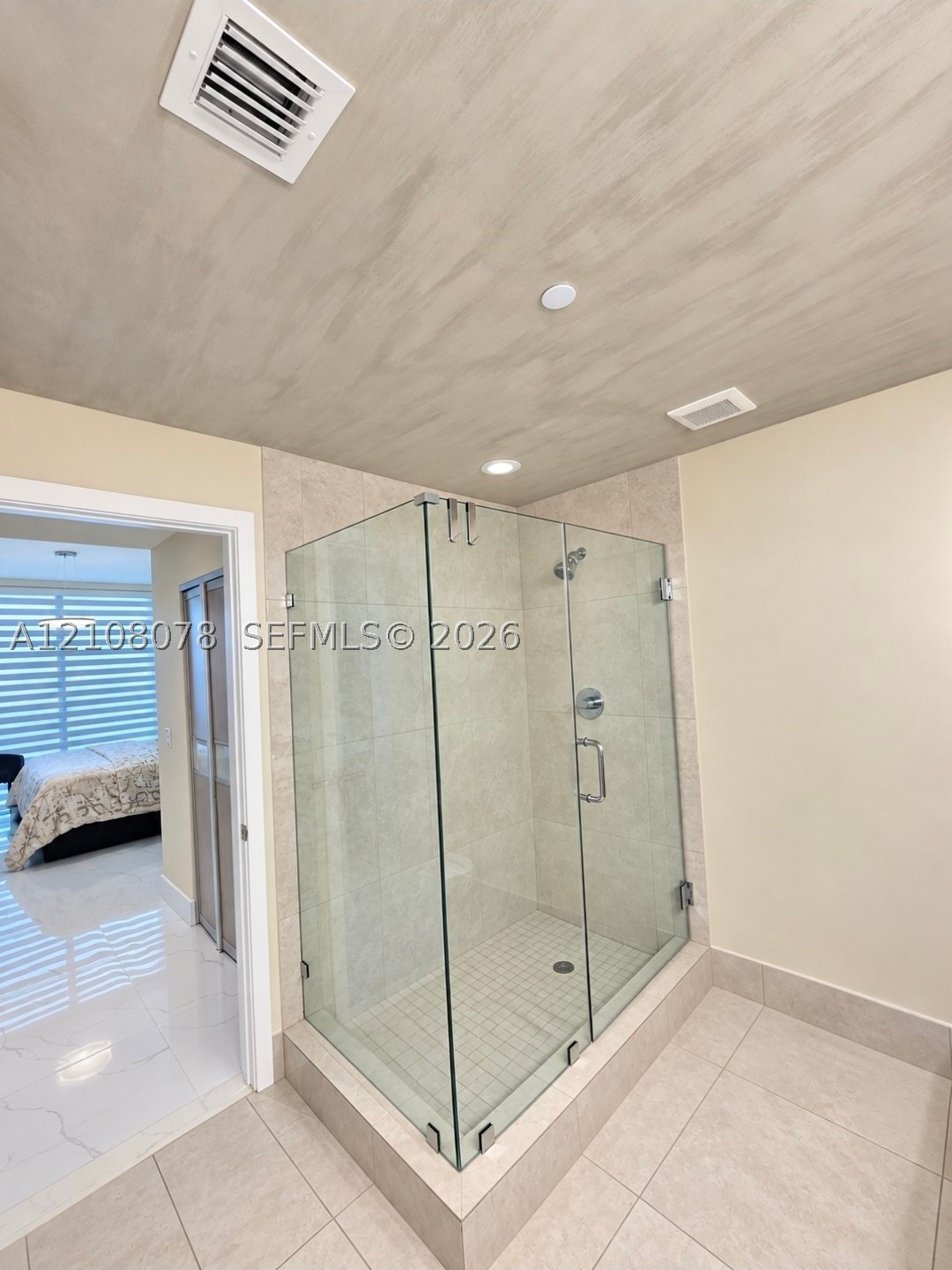 5350 NW 84th Ave #405, Doral FL 33166