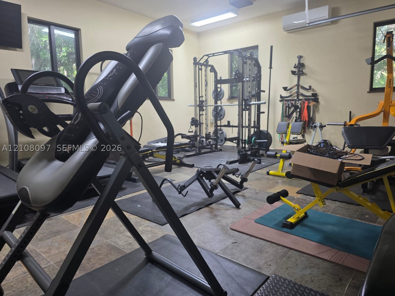 9990 SW 90th Ave, Miami FL 33176