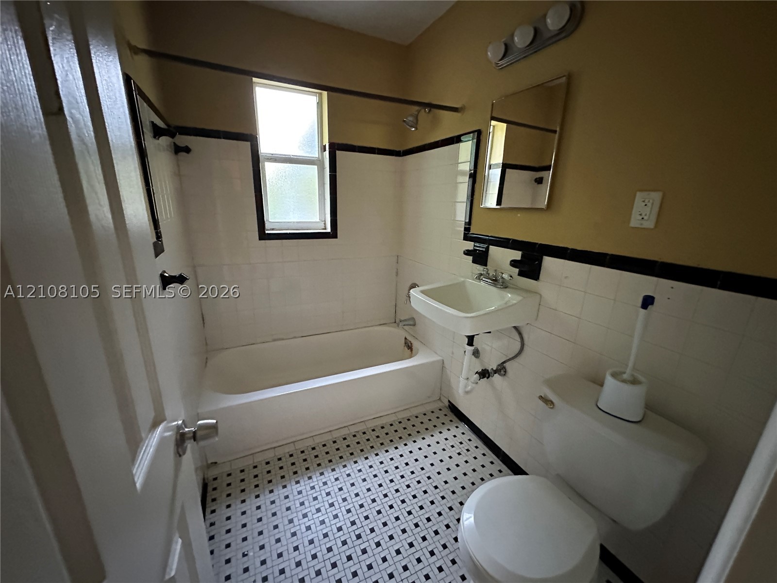 901 S D St, Lake Worth FL 33460