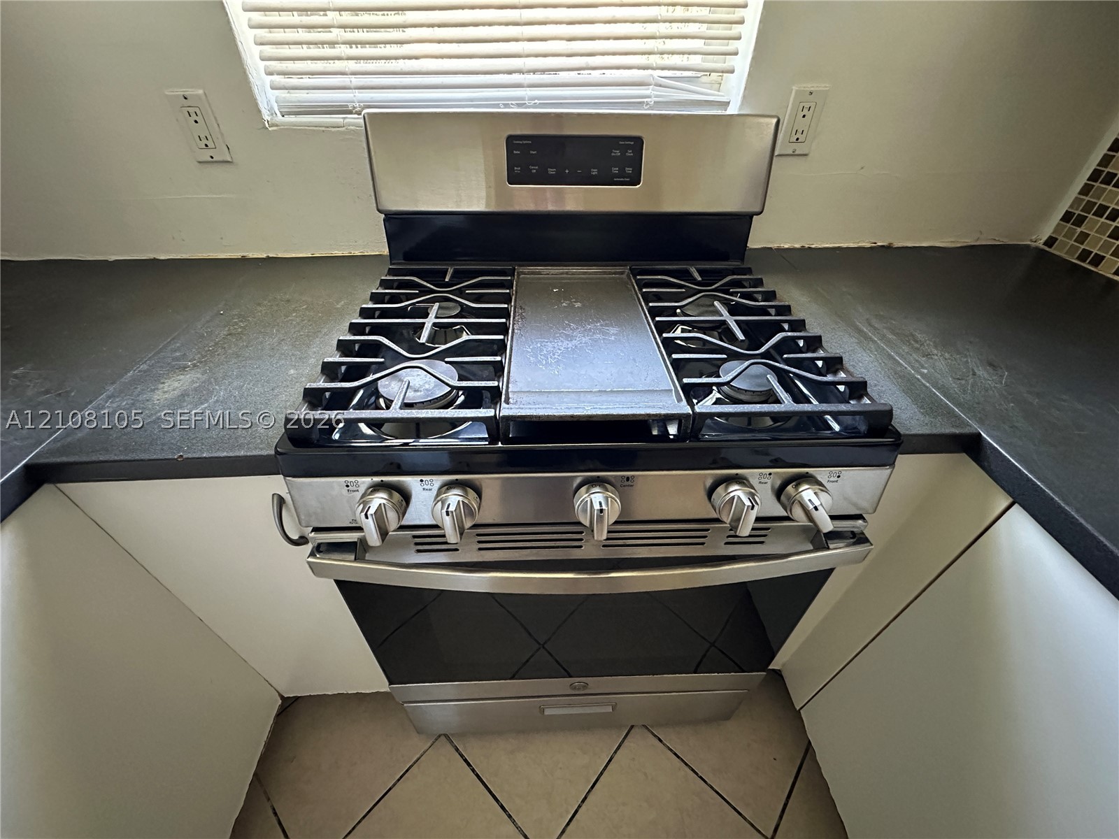 901 S D St, Lake Worth FL 33460
