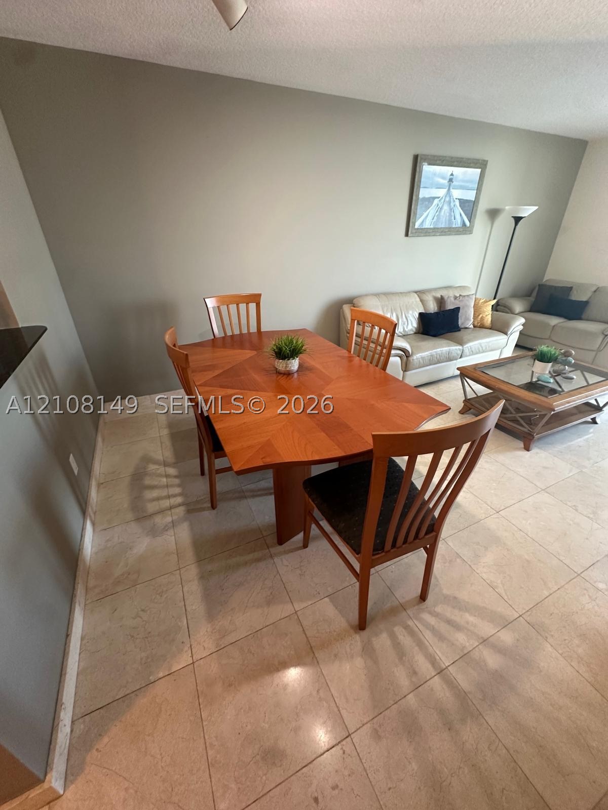 335 S Biscayne Blvd #4204, Miami FL 33131