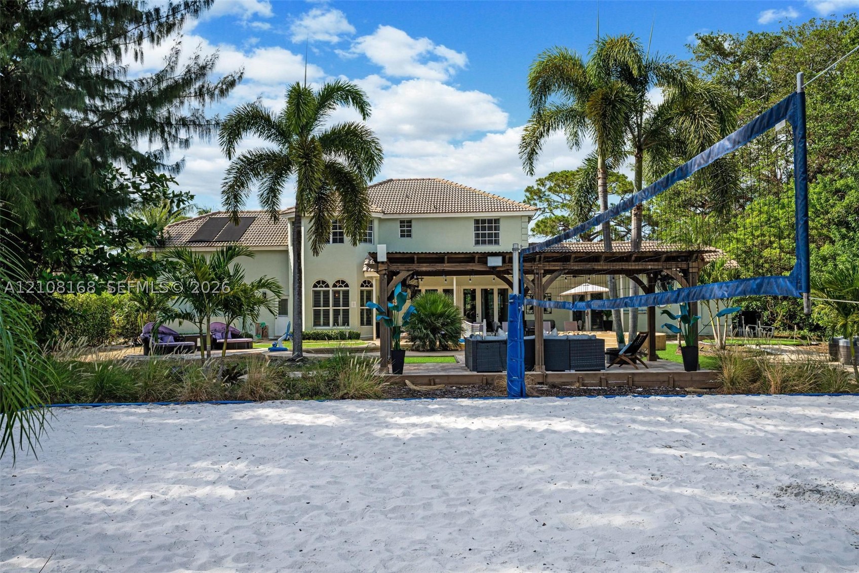 5100 NW 76th Pl, Pompano Beach FL 33073