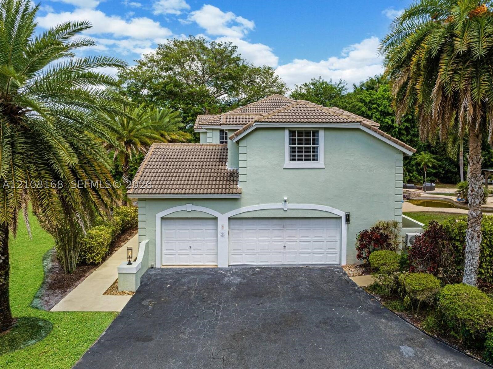 5100 NW 76th Pl, Pompano Beach FL 33073