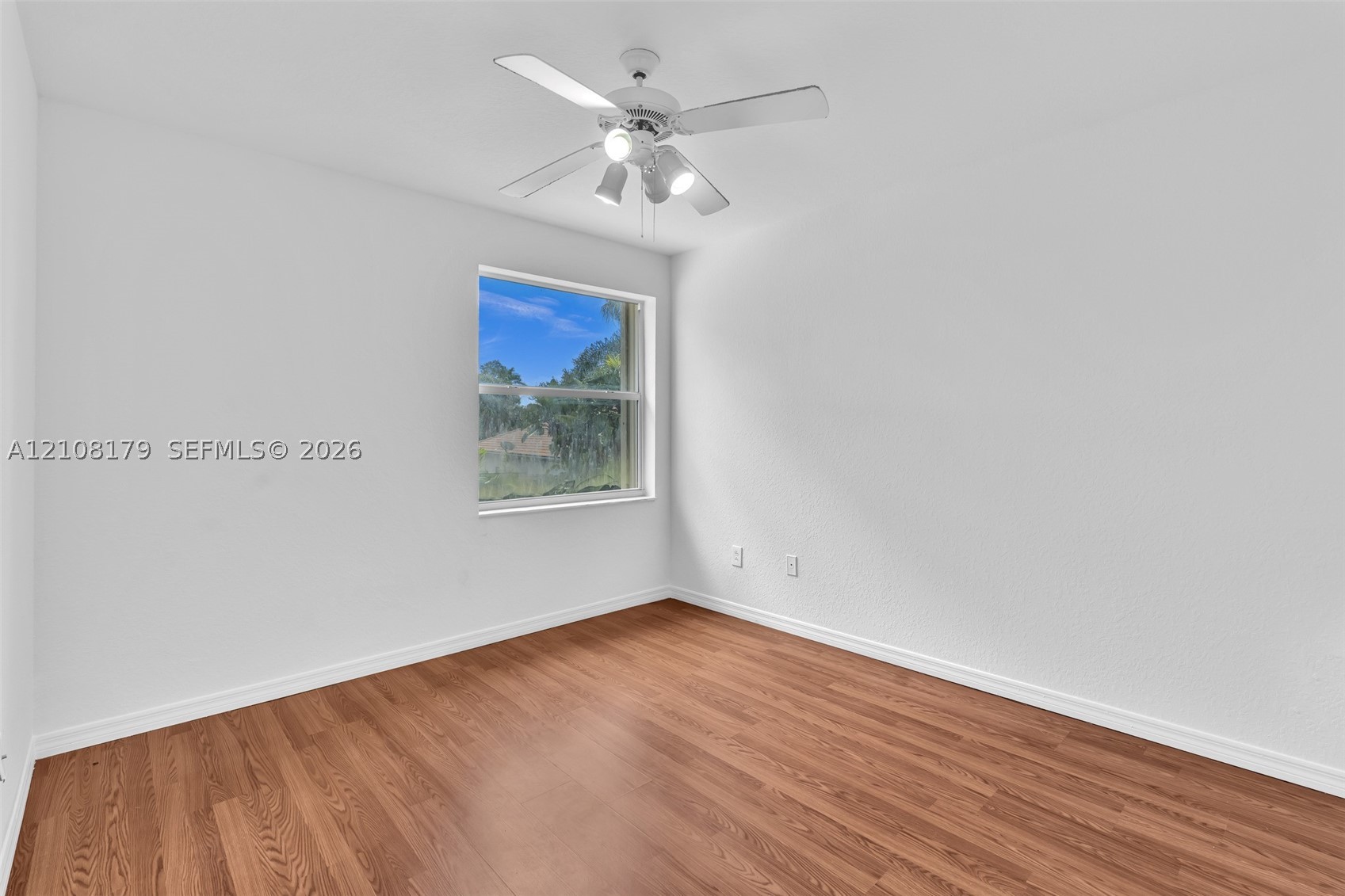15854 SW 14th Ct, Pembroke Pines FL 33027