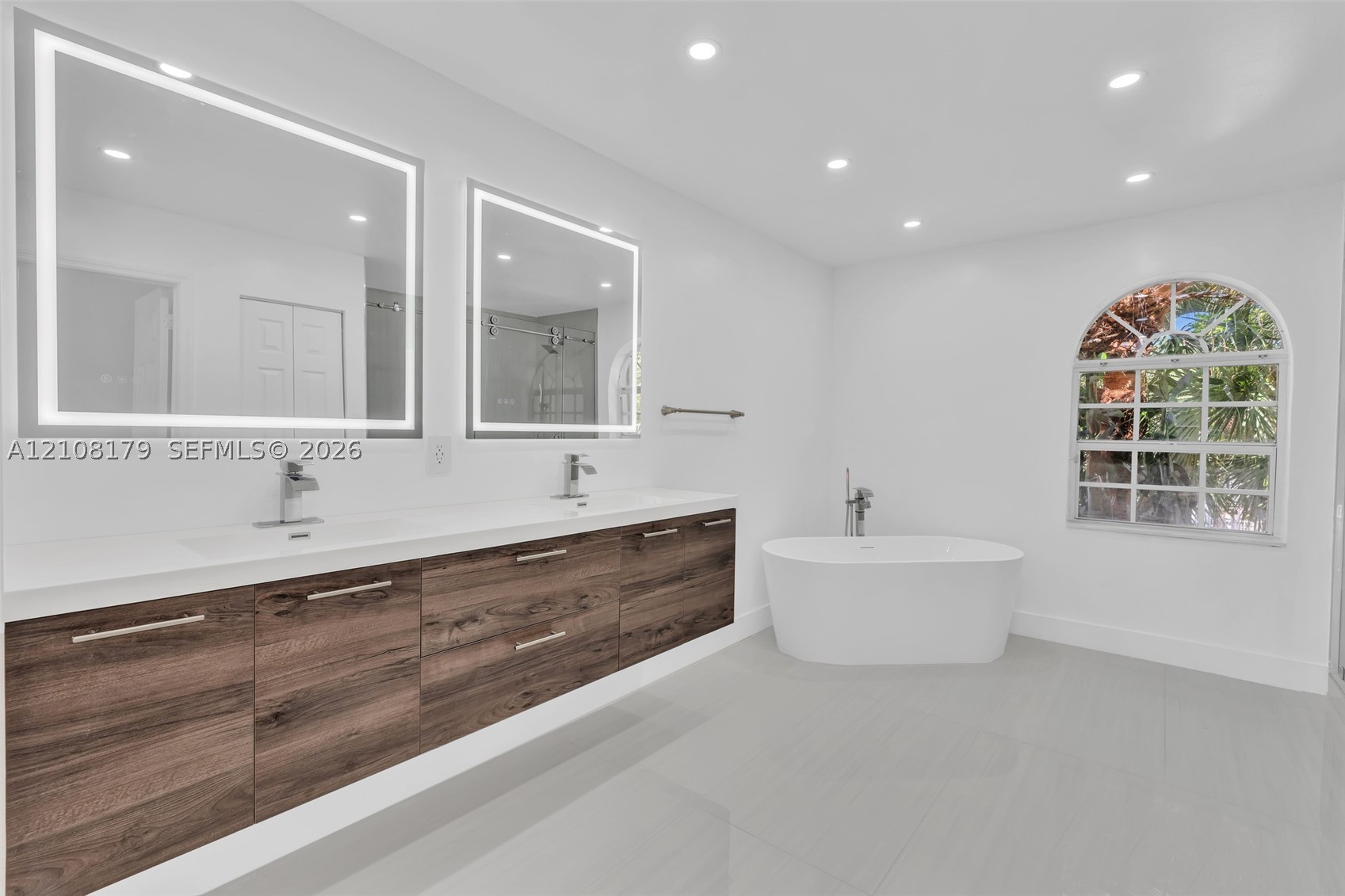 15854 SW 14th Ct, Pembroke Pines FL 33027