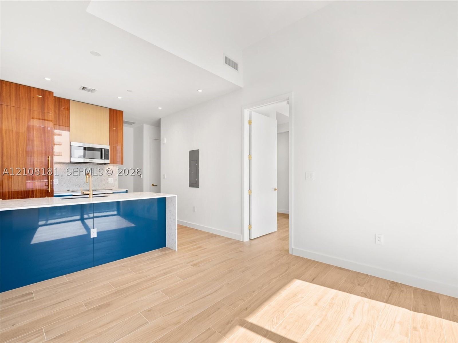 2655 S Bayshore Dr #1707, Miami FL 33133
