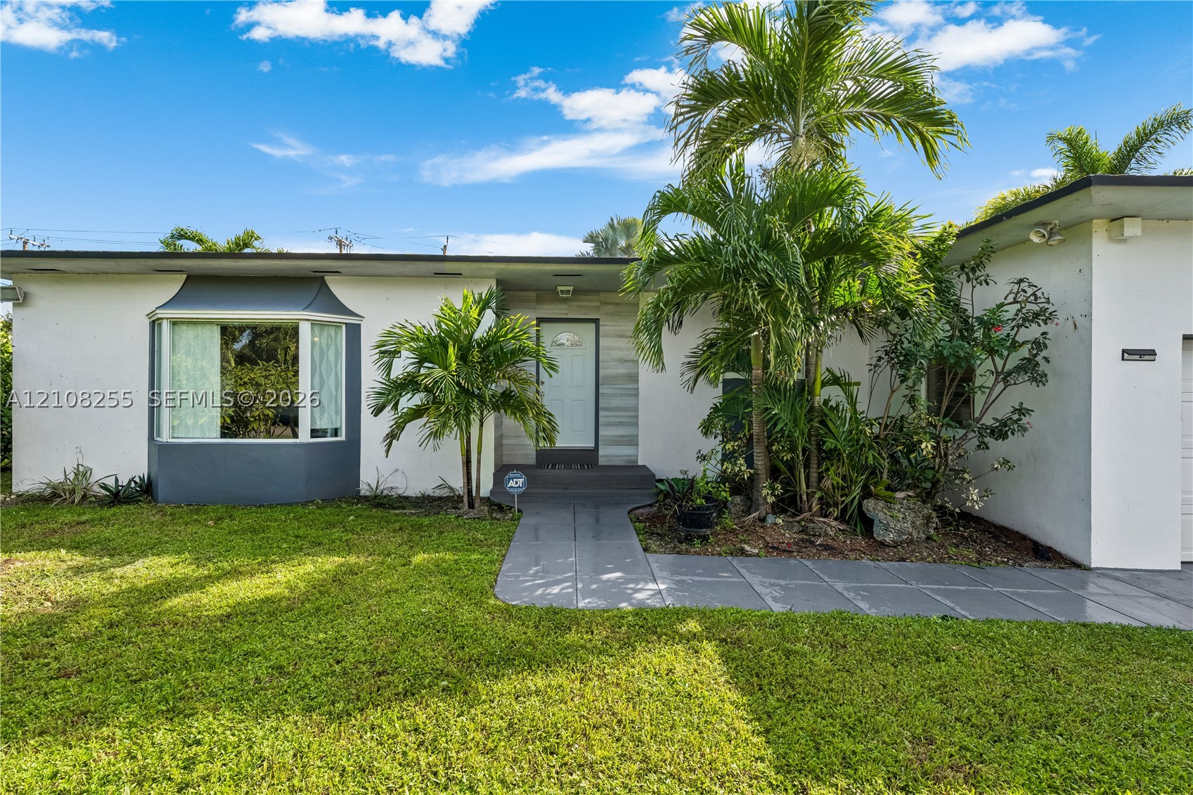 1650 NE 171st St, North Miami Beach FL 33162