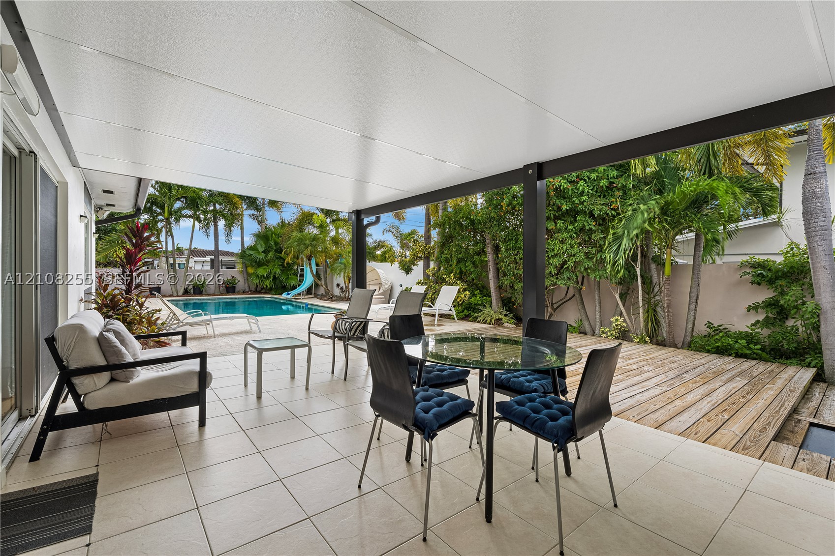 1650 NE 171st St, North Miami Beach FL 33162