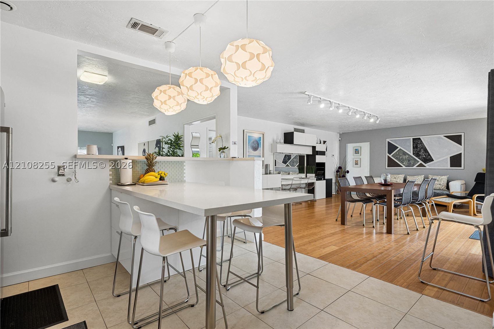 1650 NE 171st St, North Miami Beach FL 33162