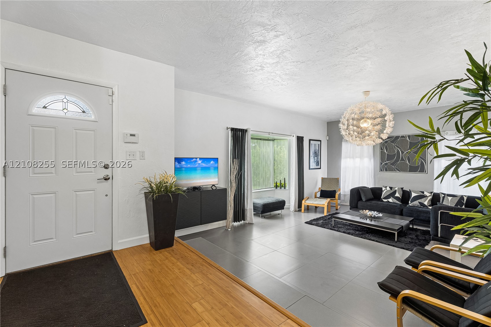 1650 NE 171st St, North Miami Beach FL 33162