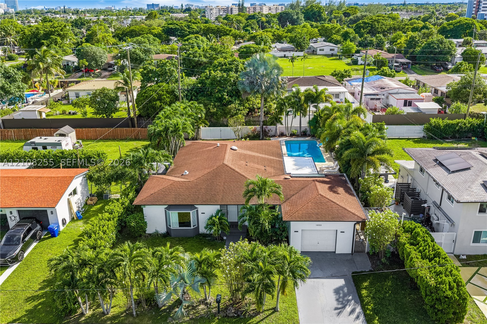 1650 NE 171st St, North Miami Beach FL 33162