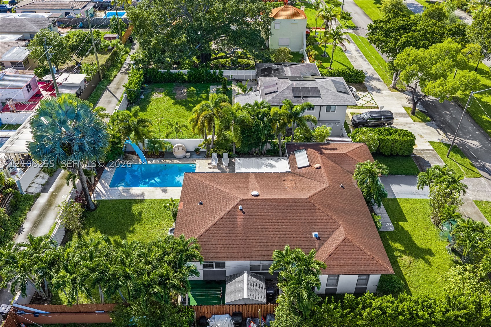 1650 NE 171st St, North Miami Beach FL 33162