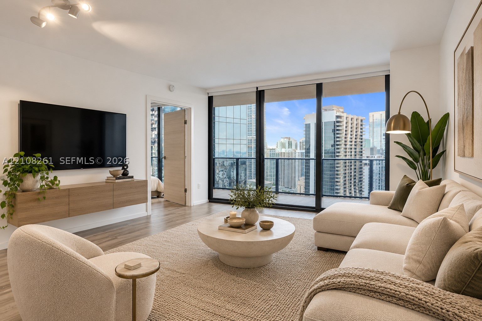 801 S Miami Ave #3903, Miami FL 33130