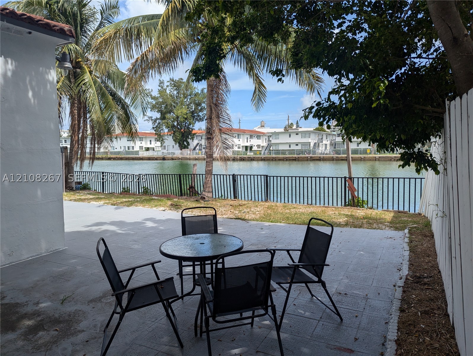 7757 Crespi Blvd, Miami Beach FL 33141