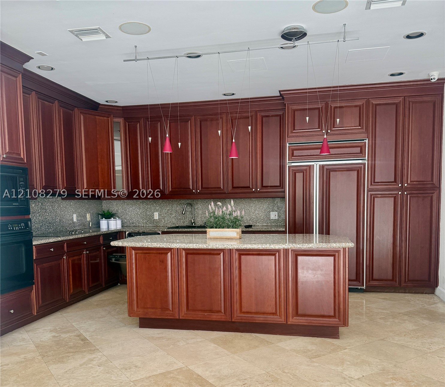19424 39th Ave, Sunny Isles Beach FL 33160