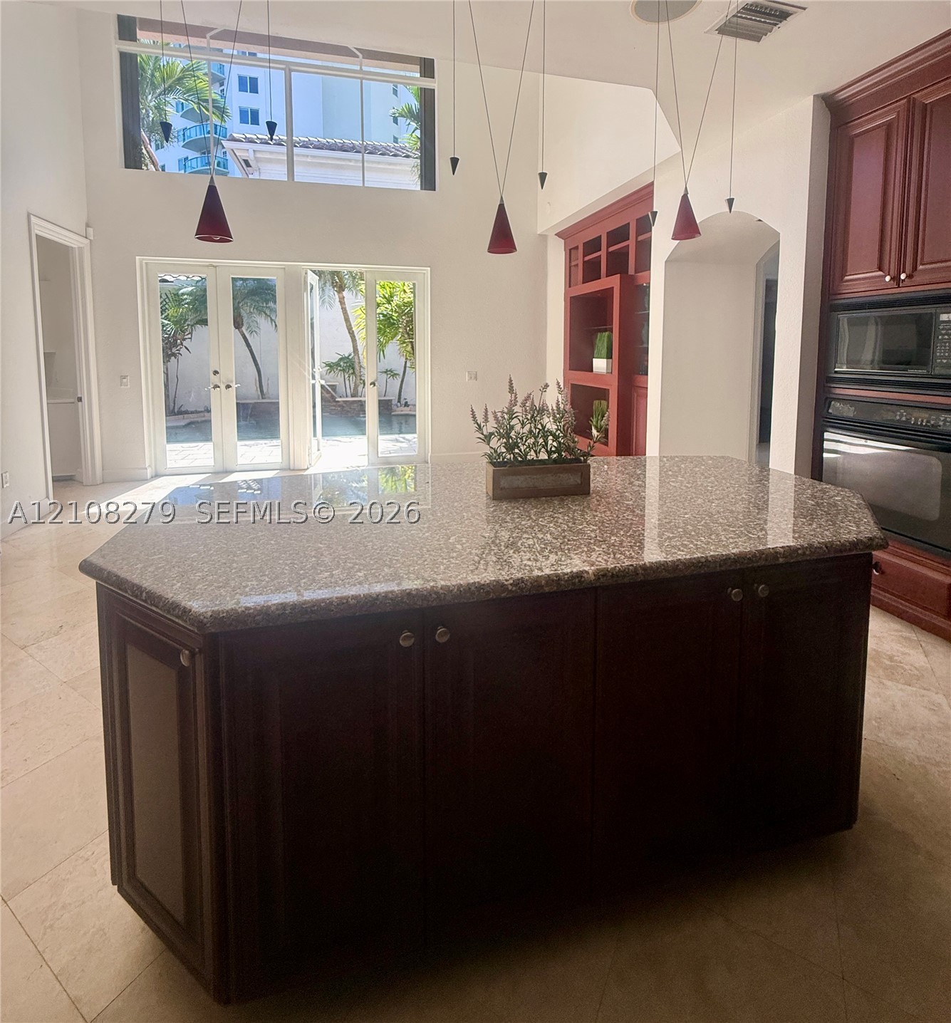 19424 39th Ave, Sunny Isles Beach FL 33160