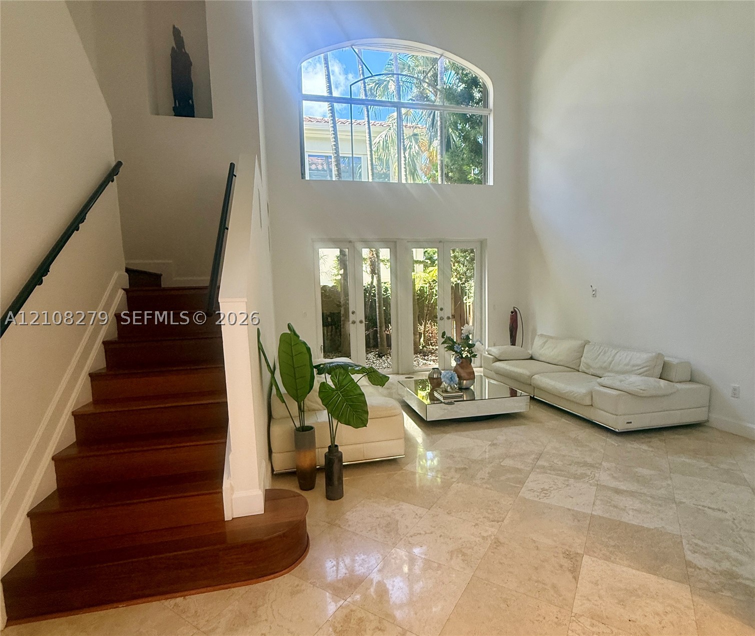 19424 39th Ave, Sunny Isles Beach FL 33160