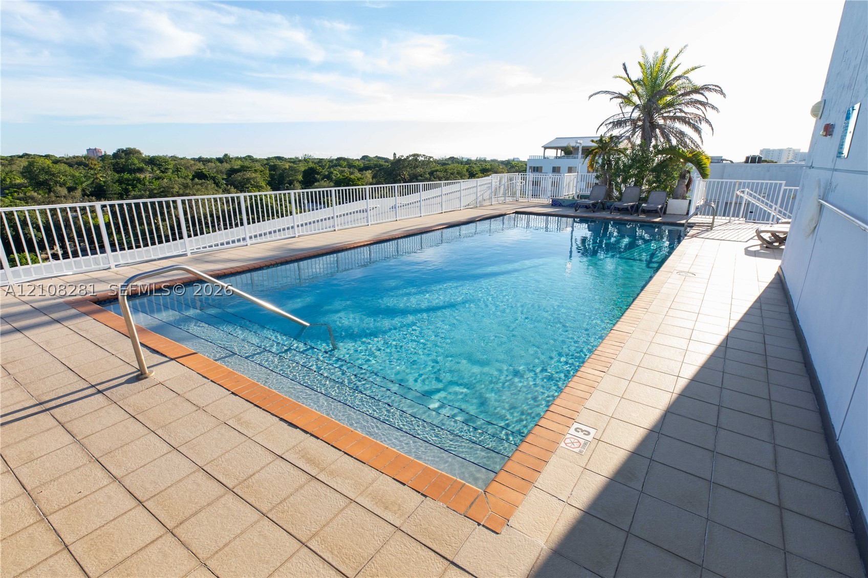3250 Grand Ave #404, Miami FL 33133