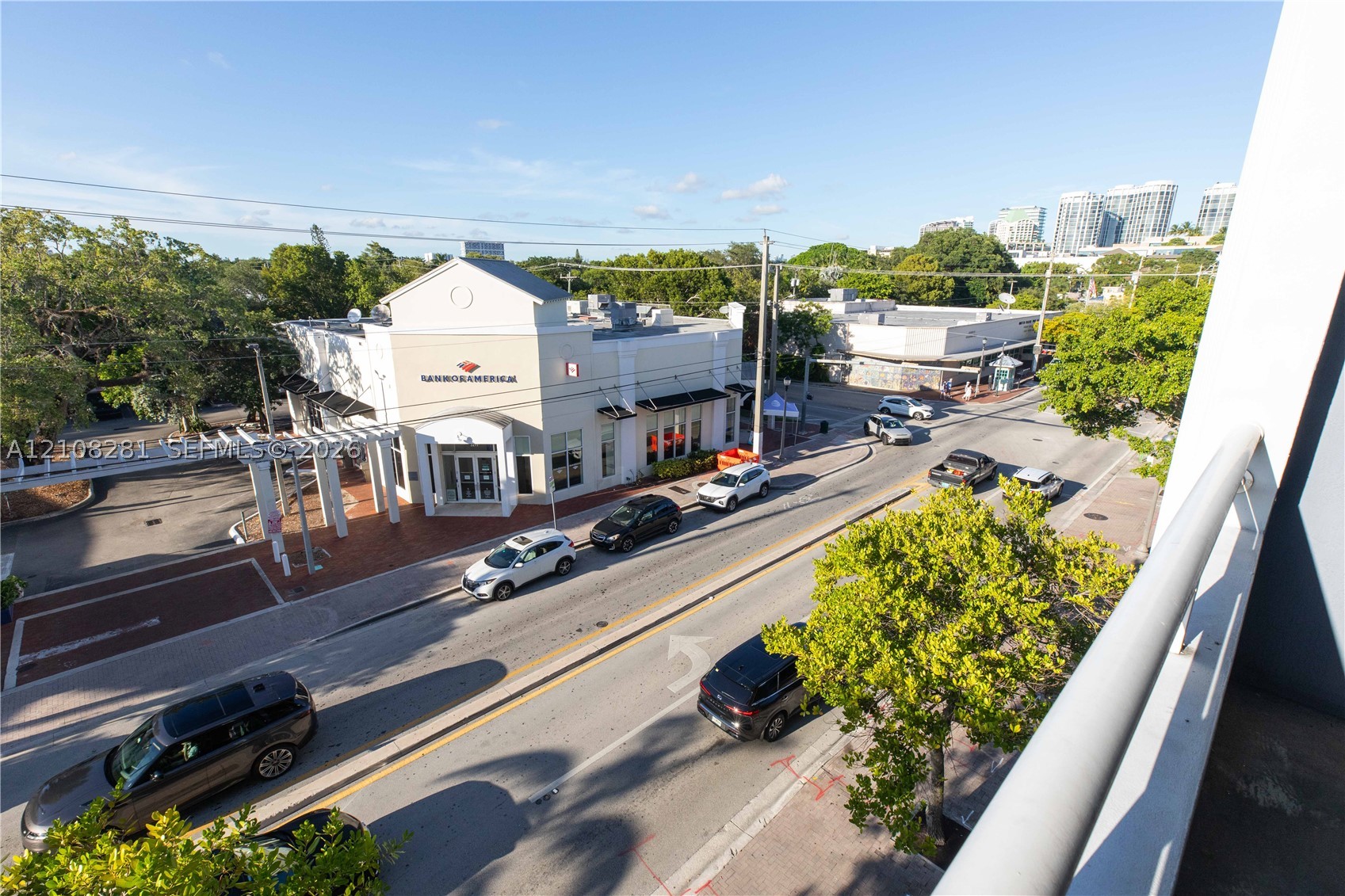 3250 Grand Ave #404, Miami FL 33133