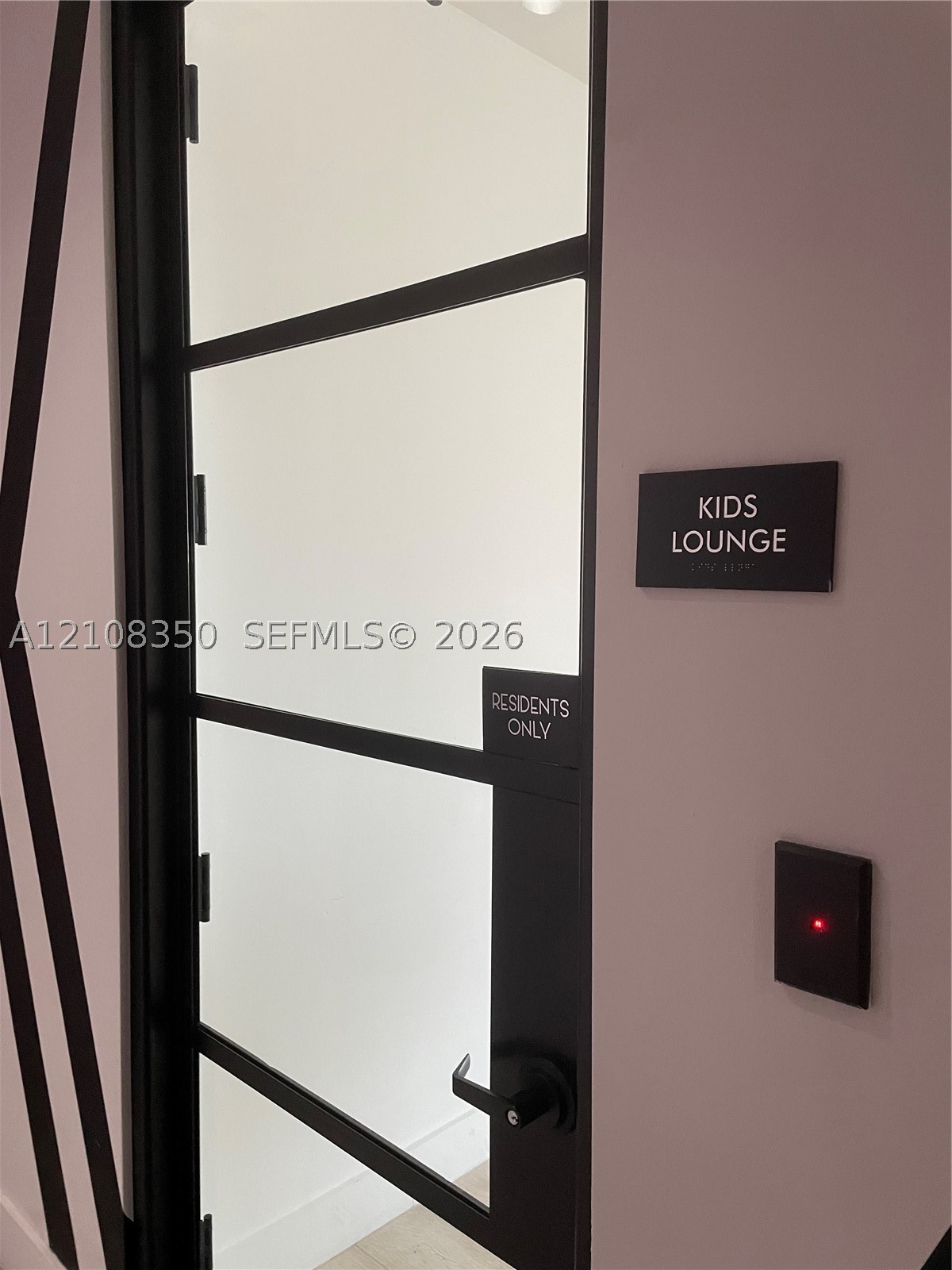 121 NE 34th St #1403, Miami FL 33137