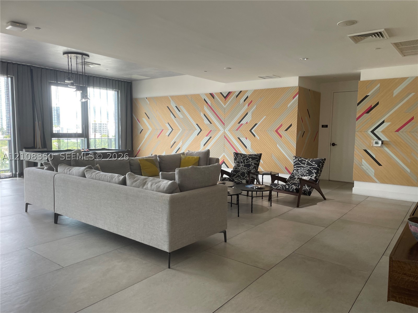 121 NE 34th St #1403, Miami FL 33137