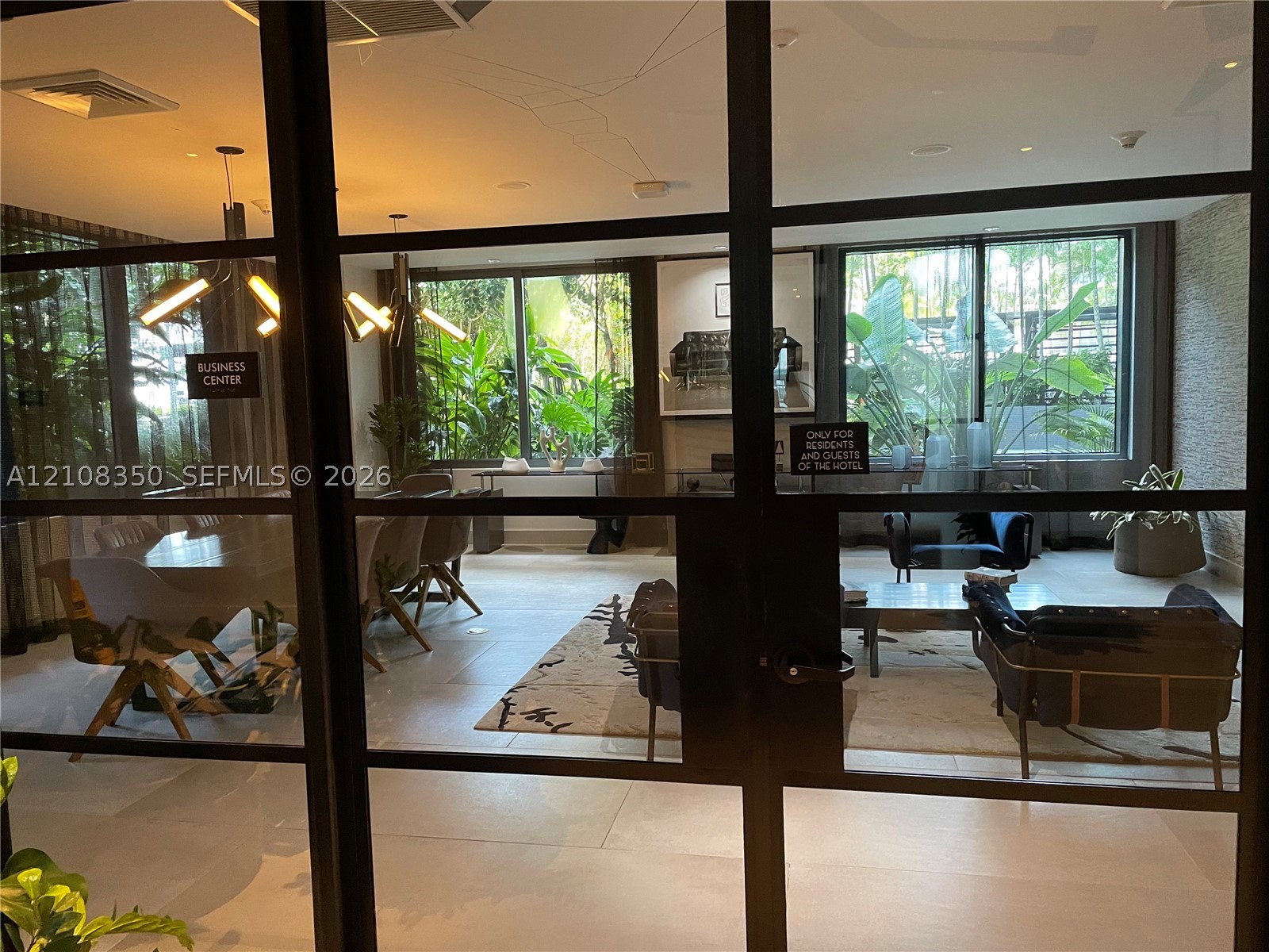 121 NE 34th St #1403, Miami FL 33137