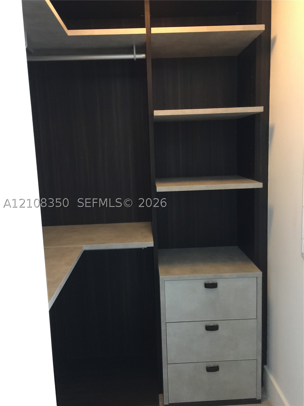 121 NE 34th St #1403, Miami FL 33137