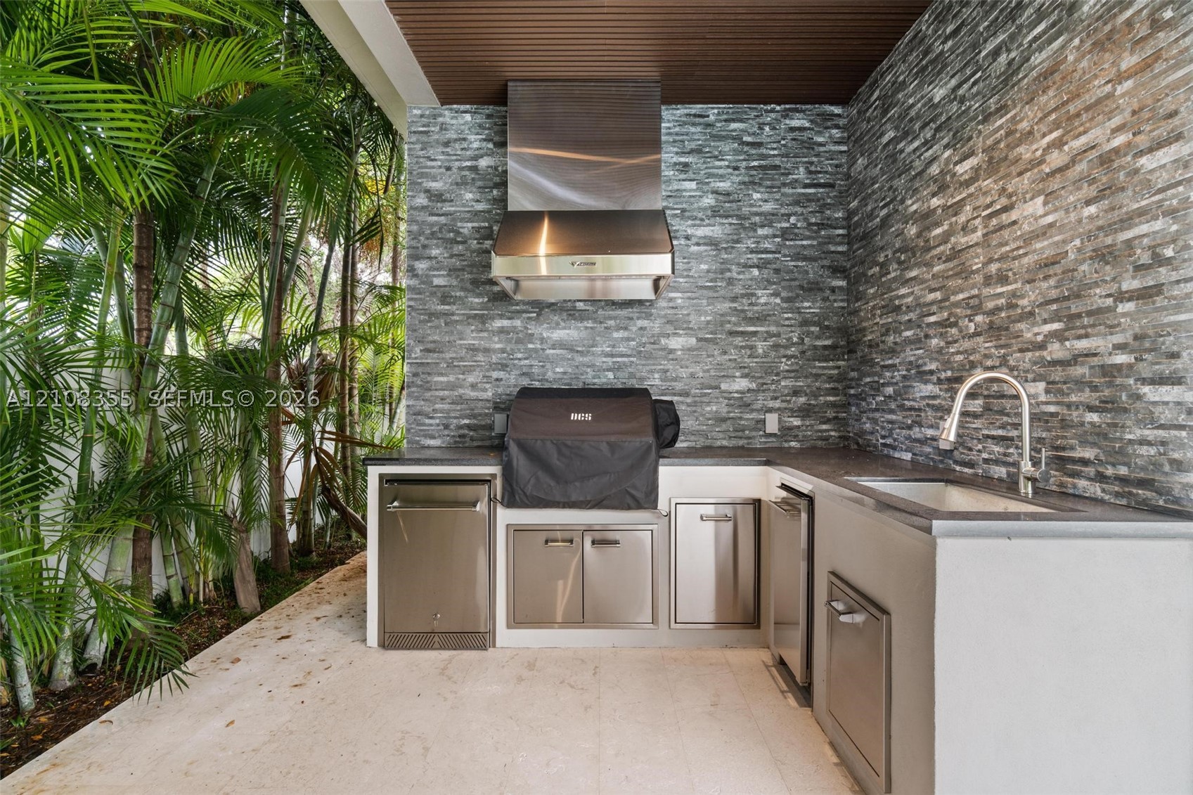 10536 NW 67th Ter #10536, Doral FL 33178