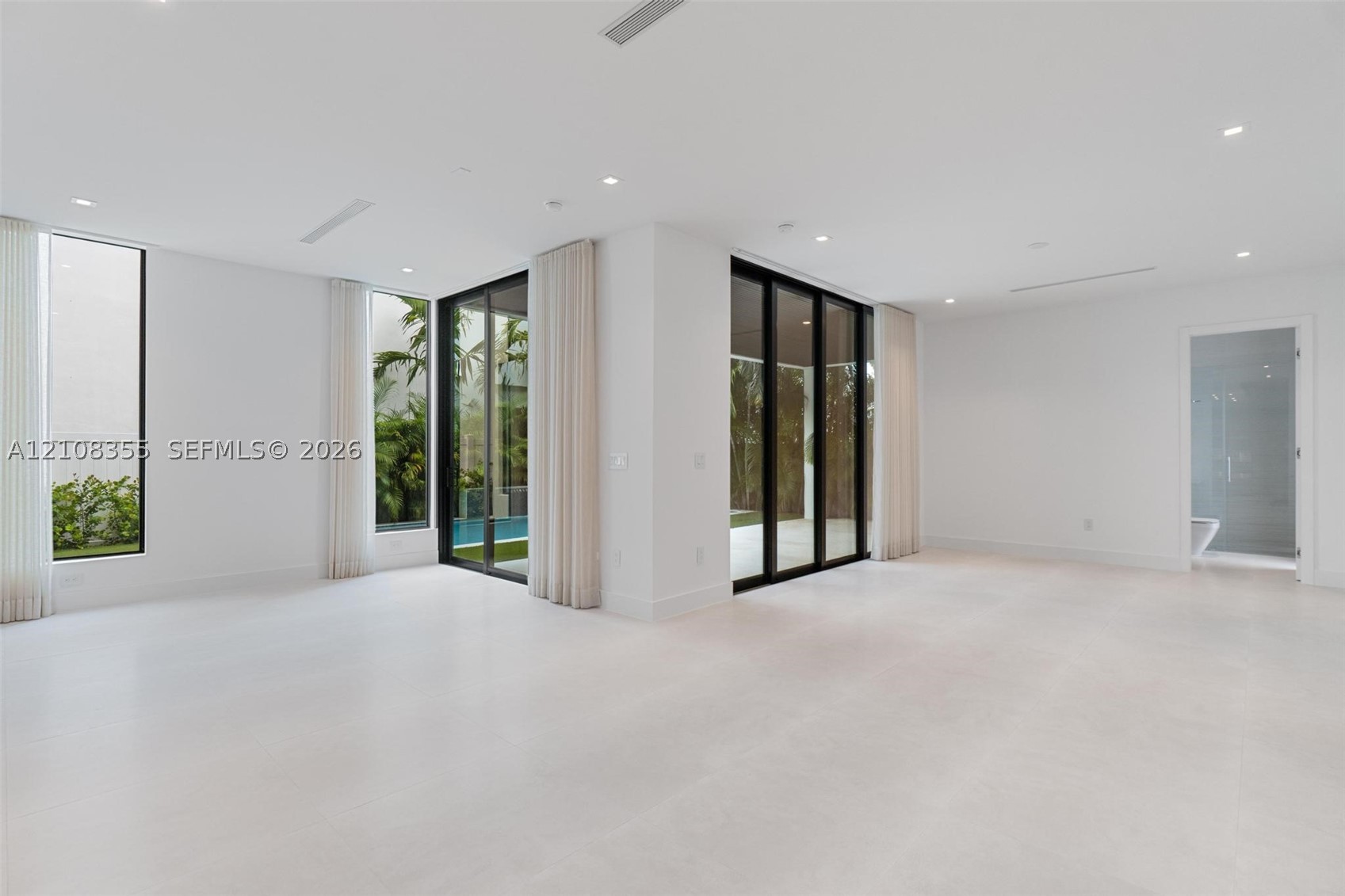 10536 NW 67th Ter #10536, Doral FL 33178