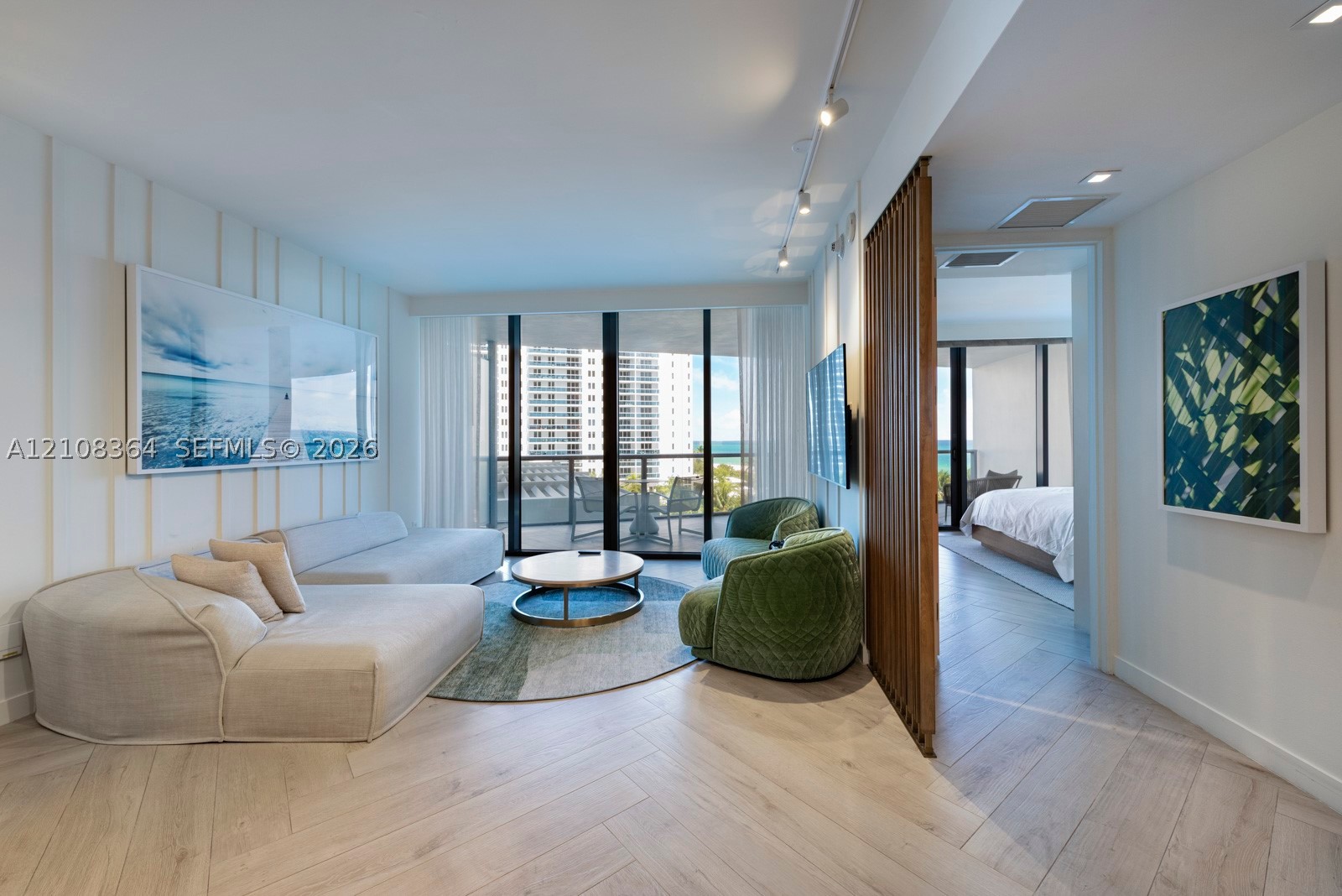 2201 Collins Ave #615, Miami Beach FL 33139