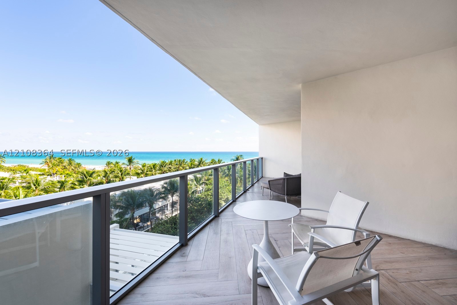 2201 Collins Ave #615, Miami Beach FL 33139