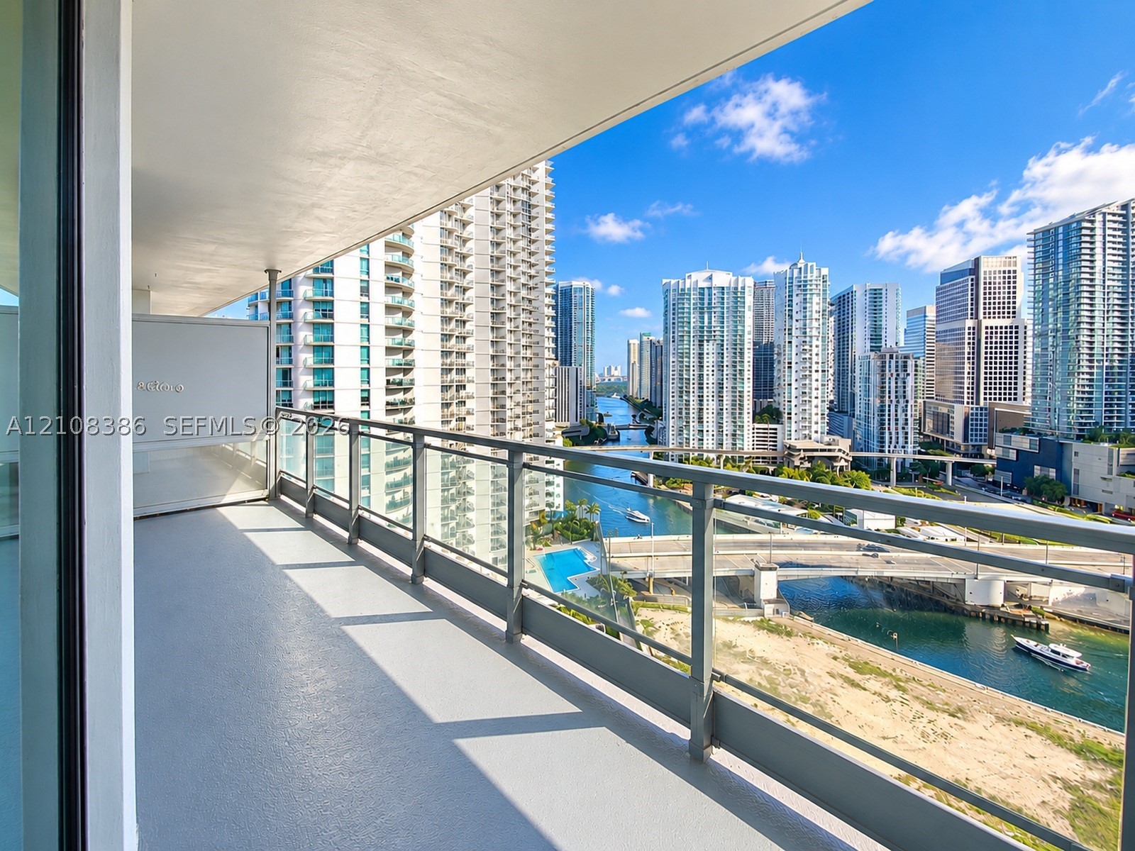 90 SW 3rd St #2401, Miami FL 33130