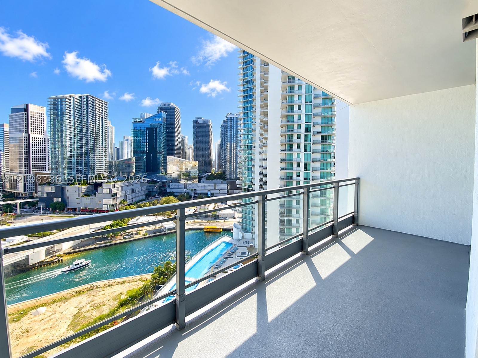 90 SW 3rd St #2401, Miami FL 33130