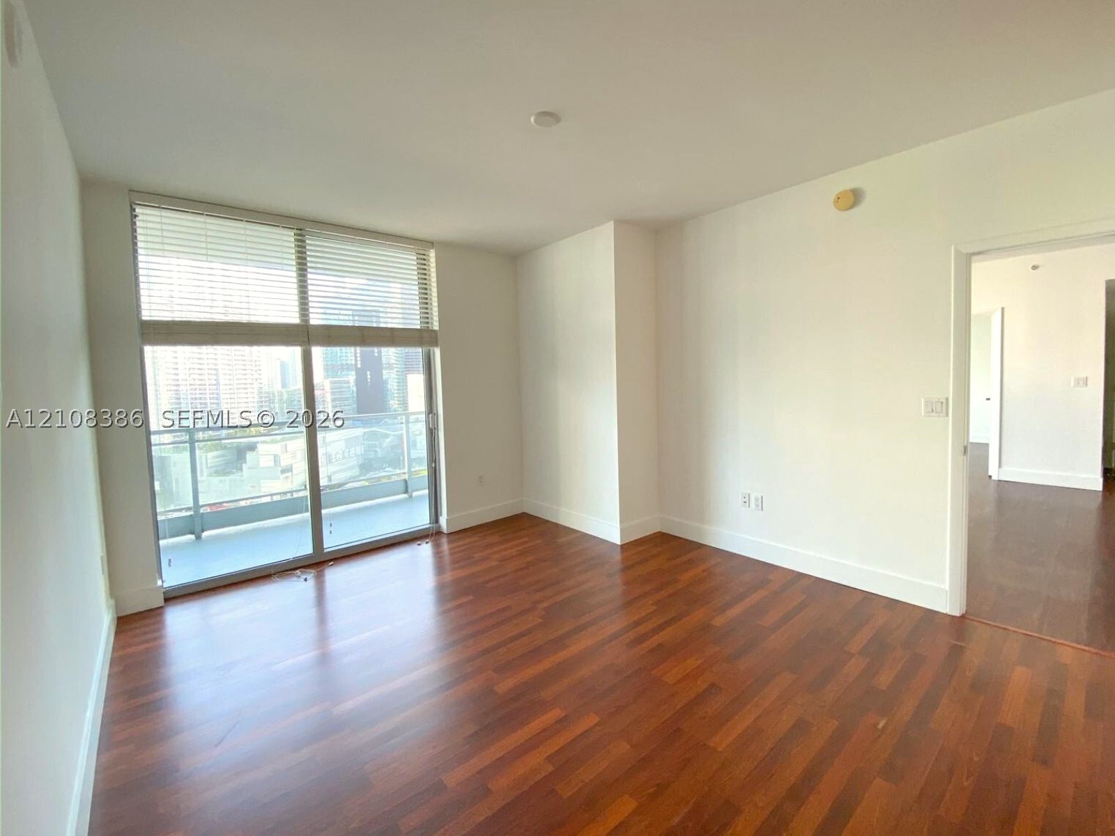 90 SW 3rd St #2401, Miami FL 33130