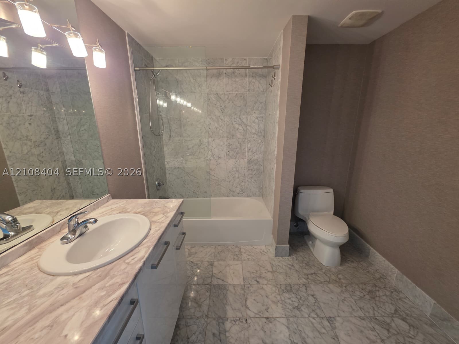 244 Biscayne Blvd #337, Miami FL 33132