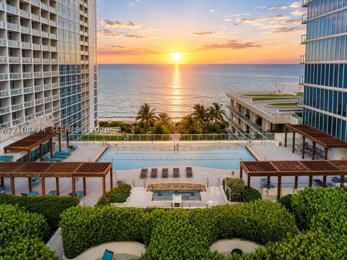 6799 Collins Ave #412, Miami Beach FL 33141