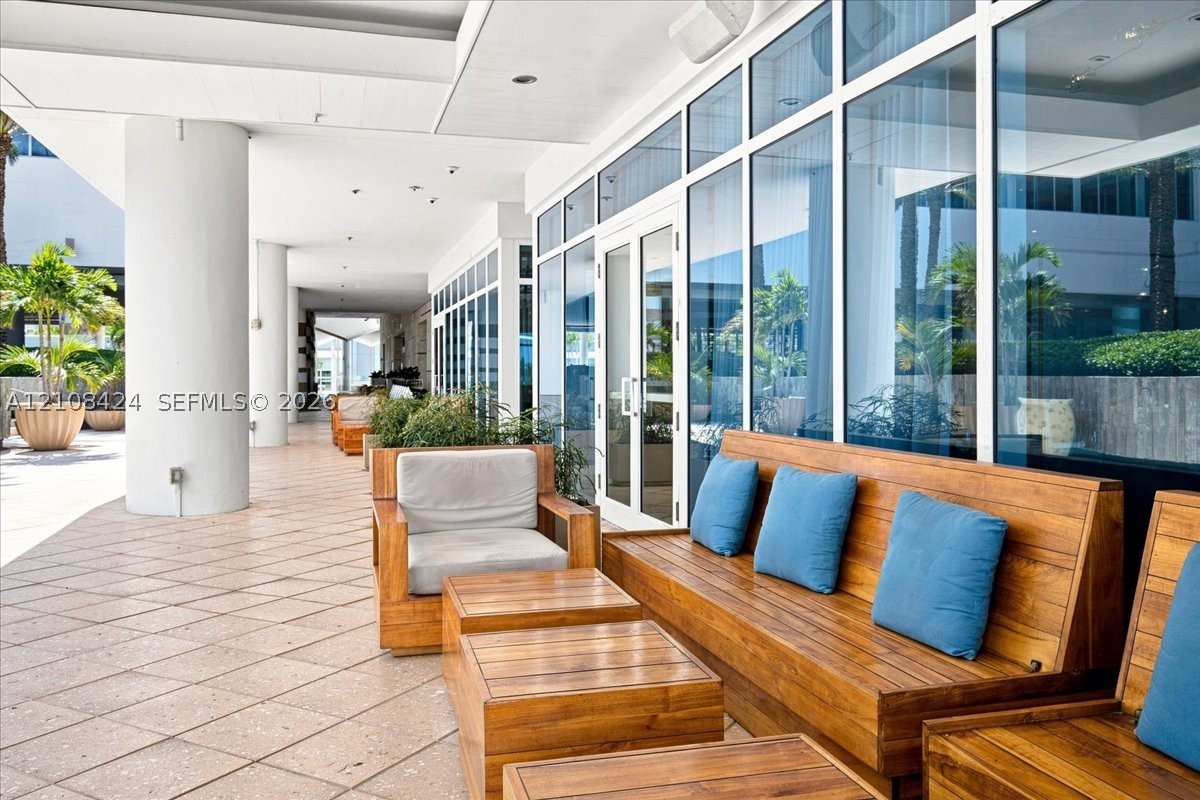 6799 Collins Ave #412, Miami Beach FL 33141
