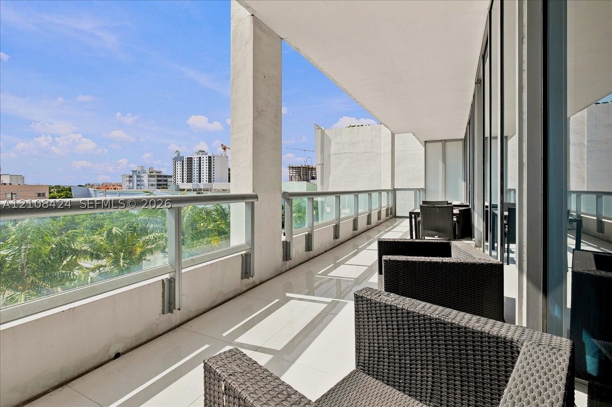 6799 Collins Ave #412, Miami Beach FL 33141