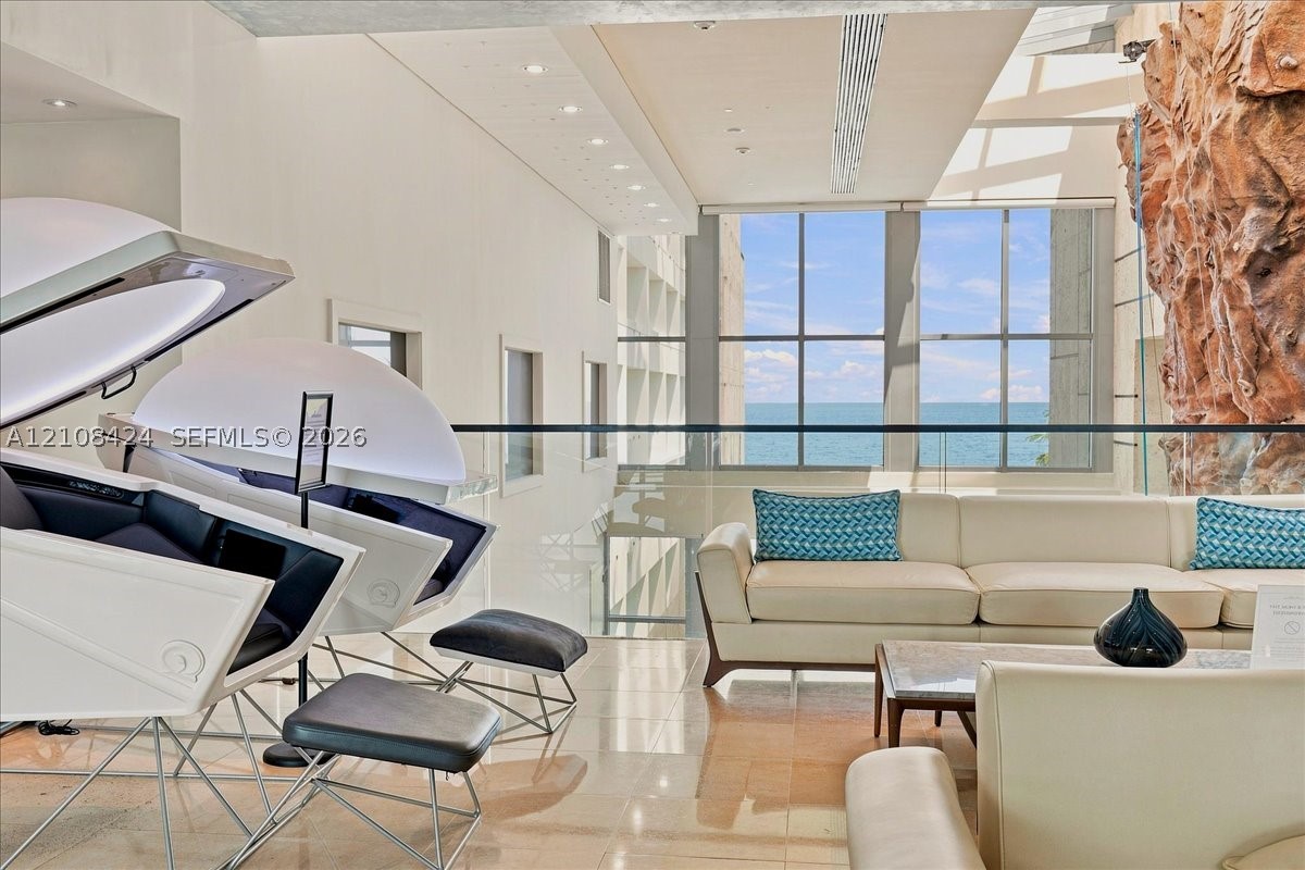 6799 Collins Ave #412, Miami Beach FL 33141