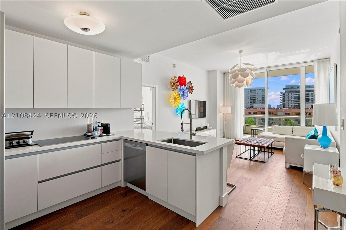 6799 Collins Ave #412, Miami Beach FL 33141