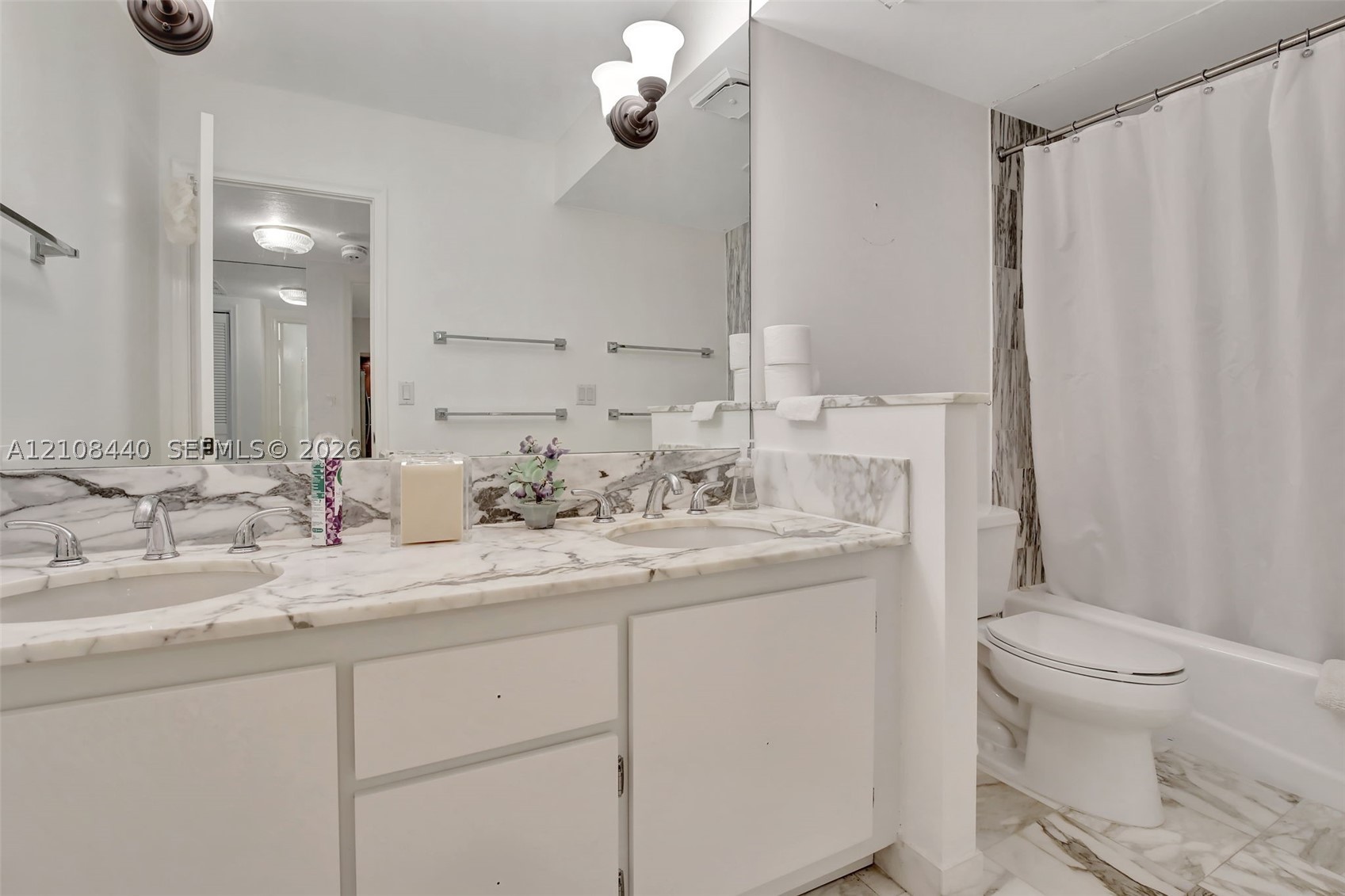 9801 Collins Ave #3T, Bal Harbour FL 33154