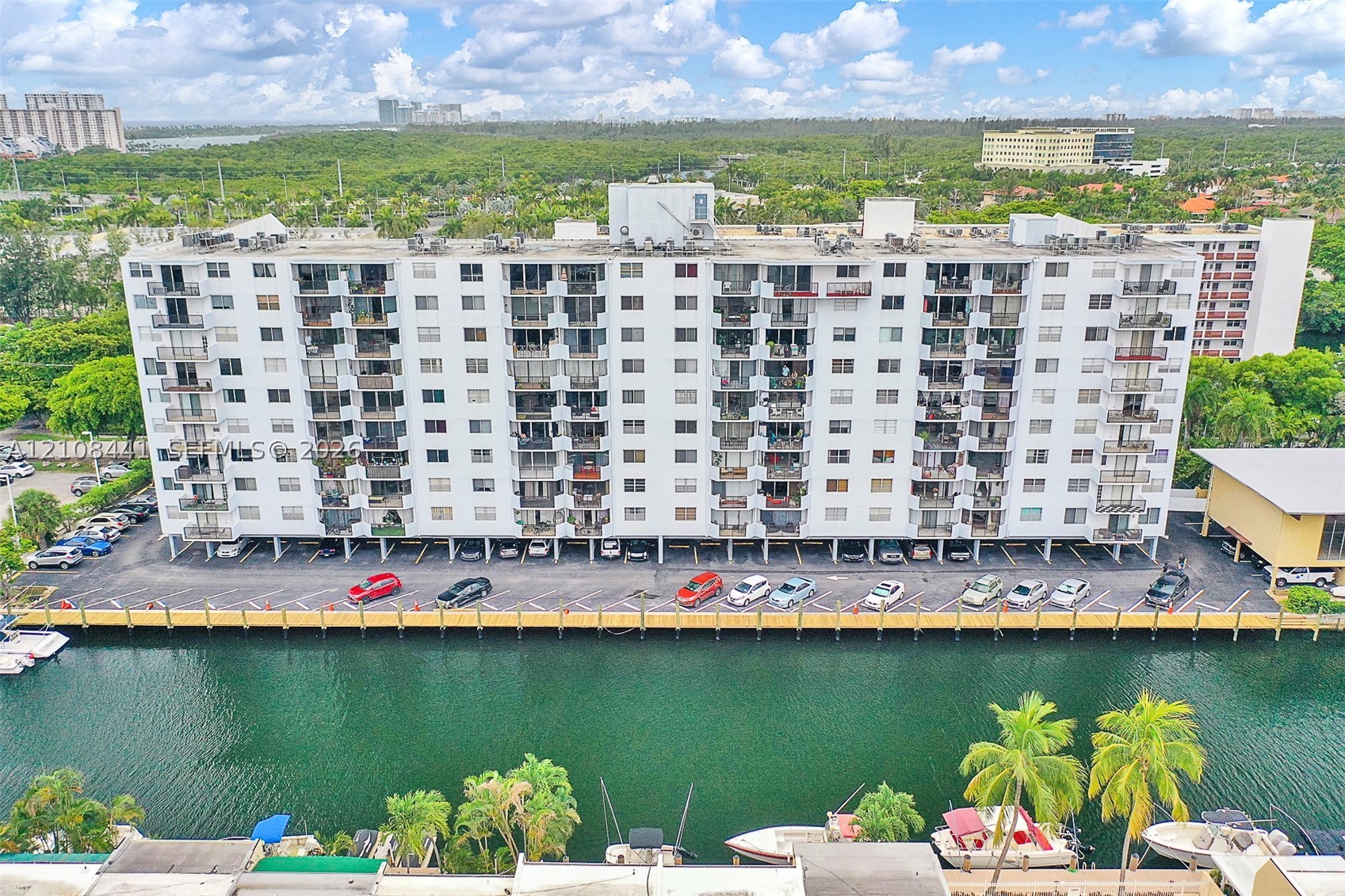 3703 NE 166th St #401, North Miami Beach FL 33160