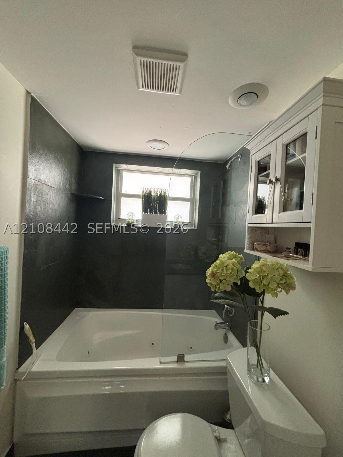 1610 Lenox Ave #302, Miami Beach FL 33139