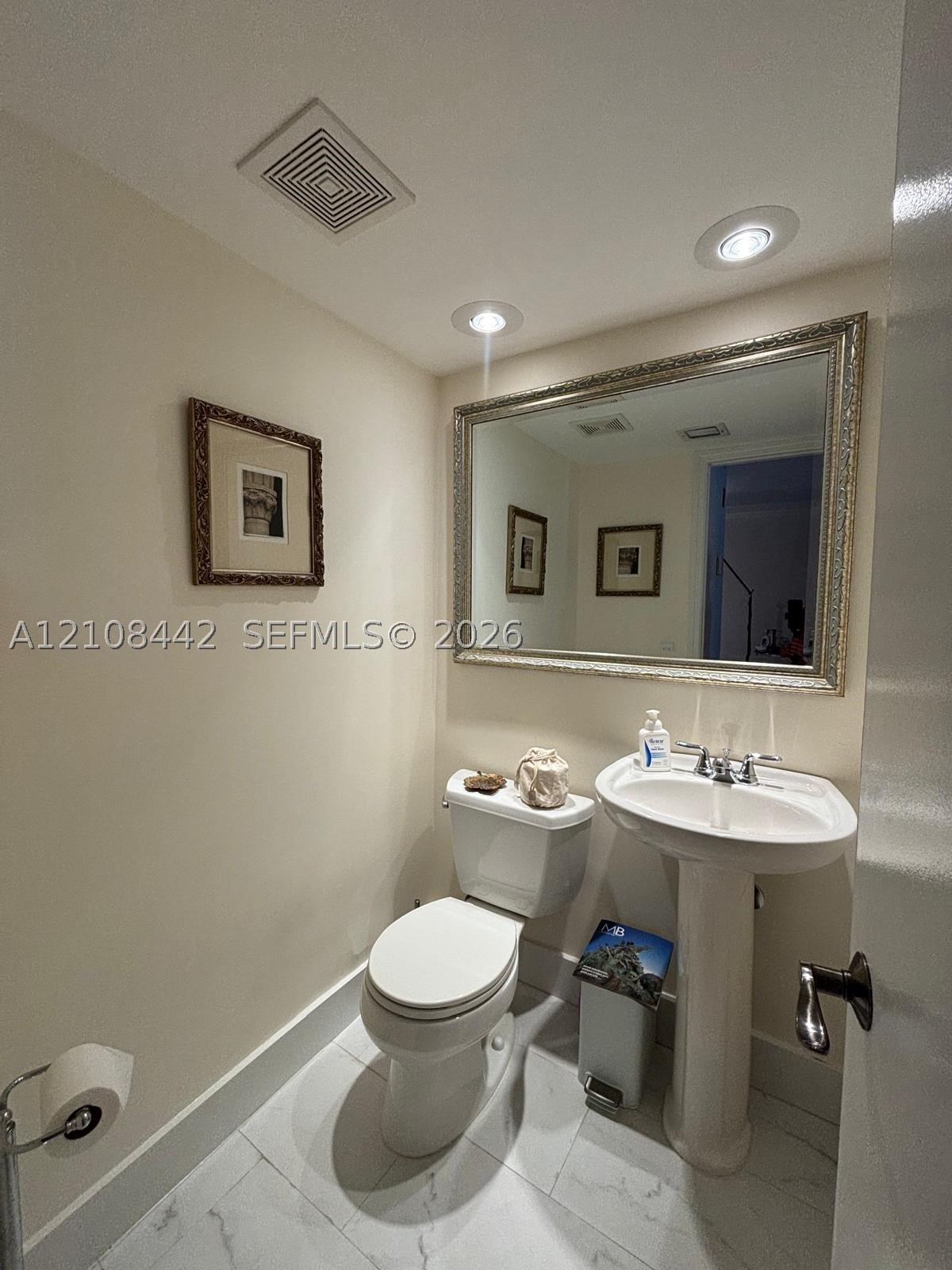 1610 Lenox Ave #302, Miami Beach FL 33139