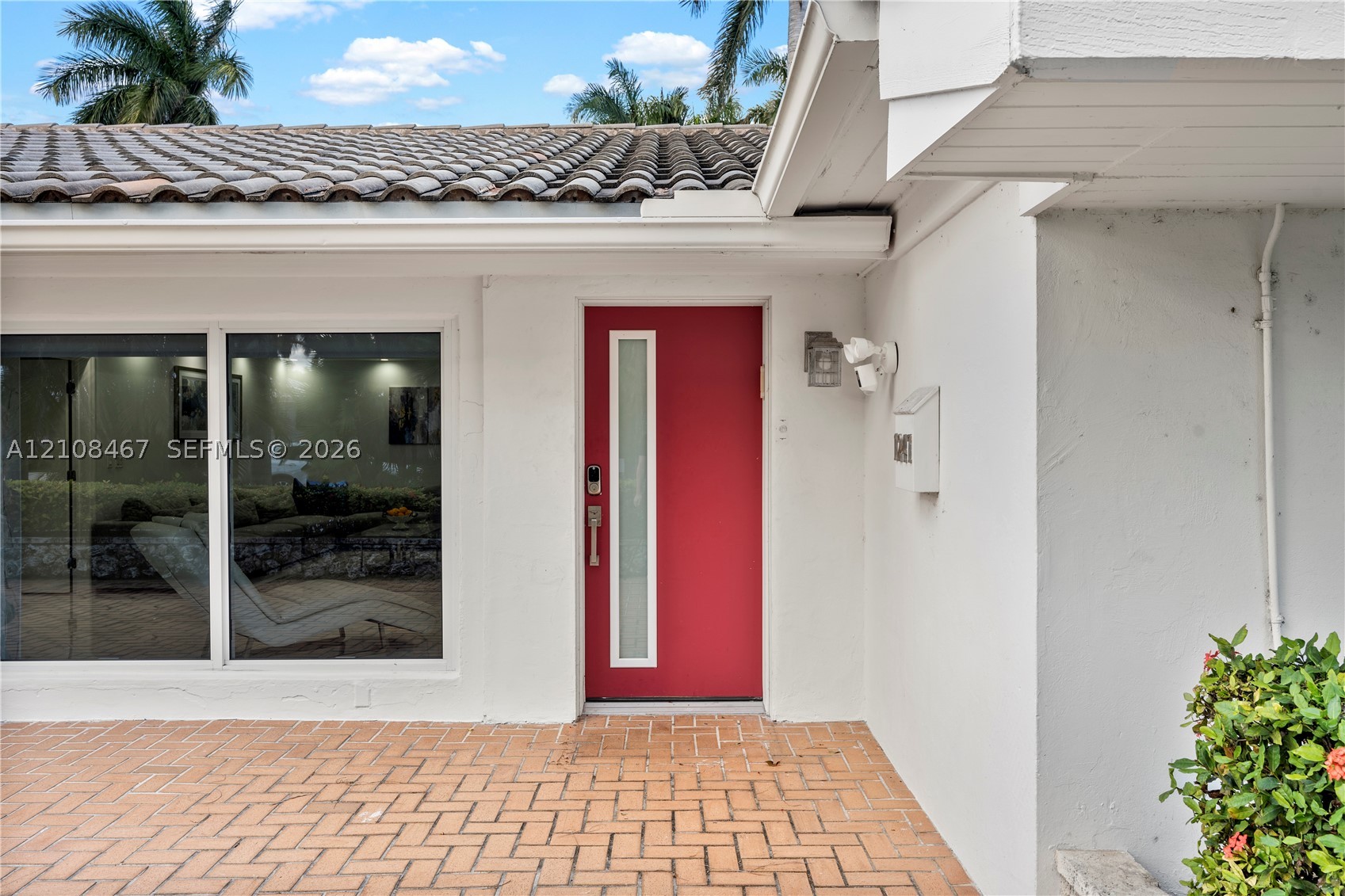 1247 Jackson St, Hollywood FL 33019