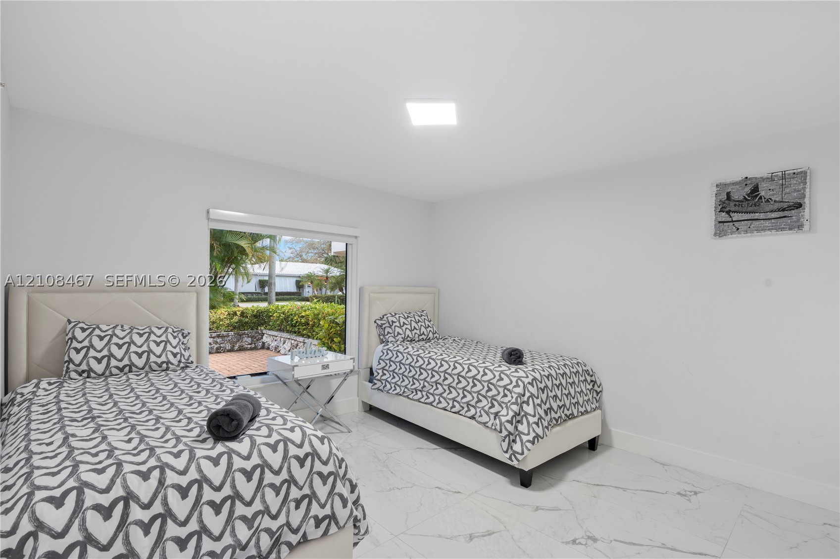 1247 Jackson St, Hollywood FL 33019